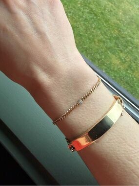 14k Curb Chain Bracelet with Bezel Set Diamond